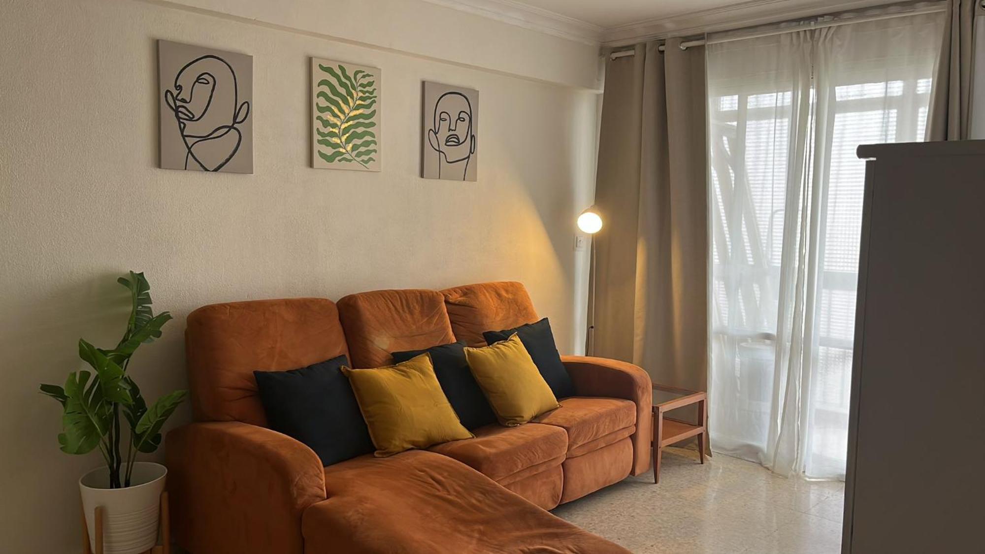 Cozy Apartment Next To Center セビリア エクステリア 写真