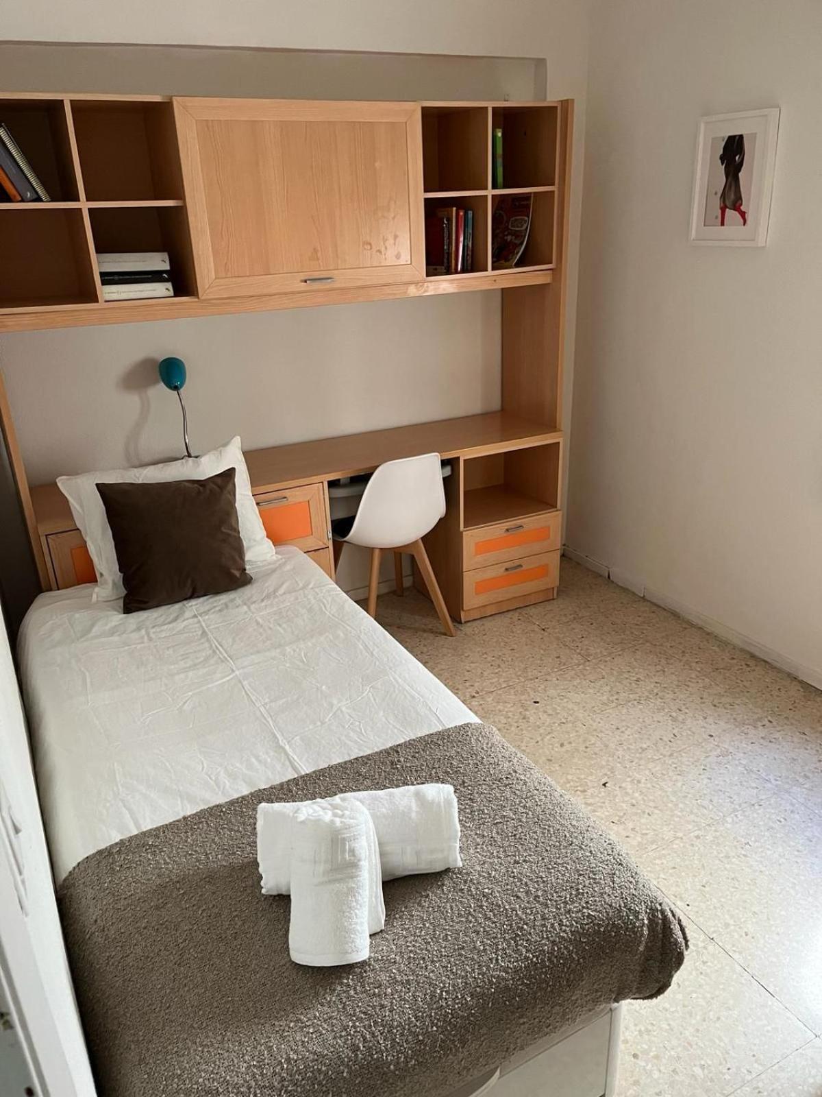 Cozy Apartment Next To Center セビリア エクステリア 写真